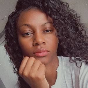 Meet your Posher, Amirical